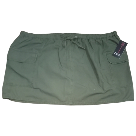 No boundaries Juniors plus olive green cargo utility miniskirt mini skirt - Picture 1 of 6
